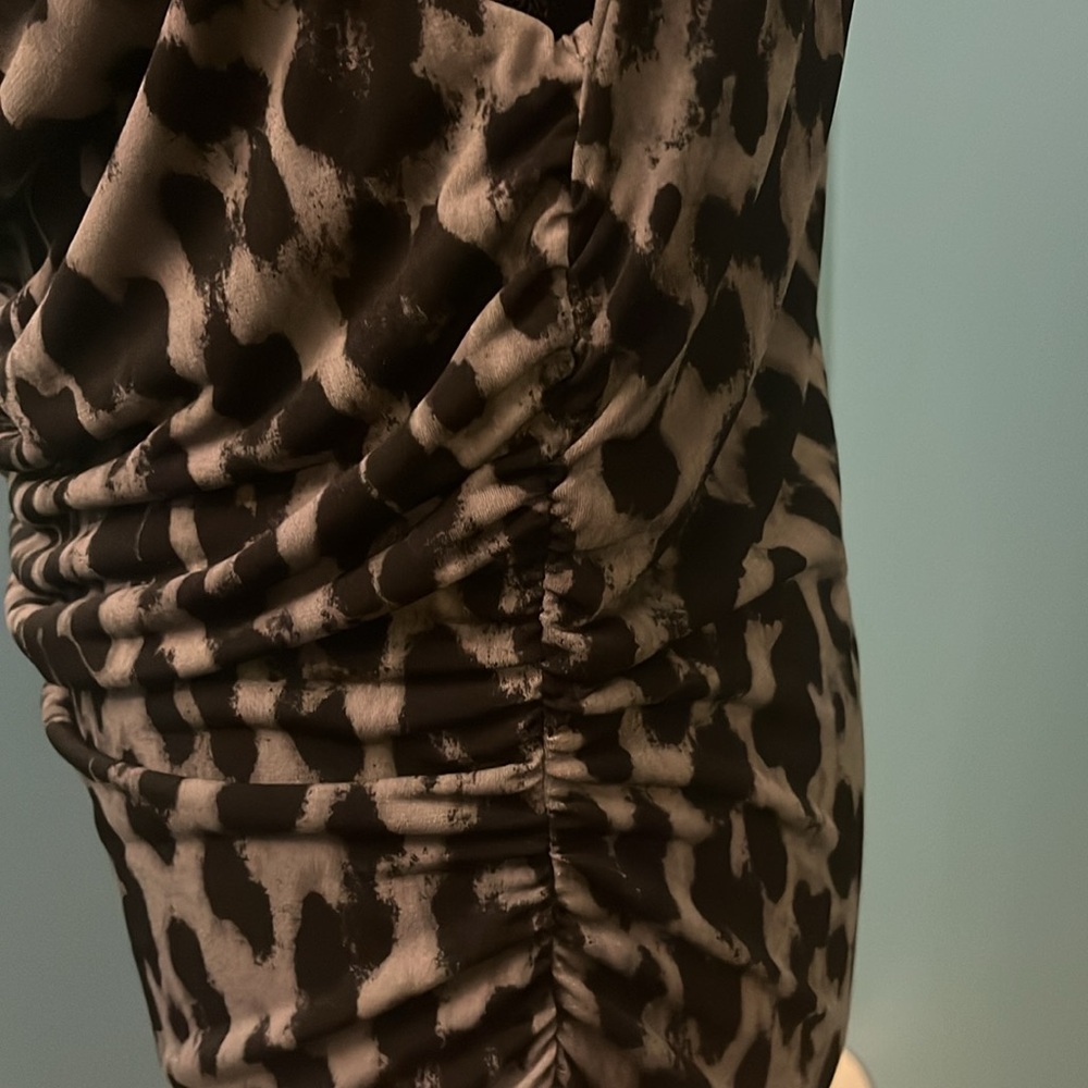 Torrid Leopard Print Drop Front Fitted Dress Size… - image 6